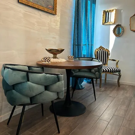 Apartment La Dolce Vita Luxury With Best Free Private Parking In City Center Pula