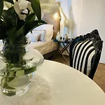 La Dolce In The Center With Private Parking *