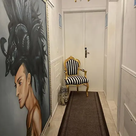 La Dolce In The Center With Free Private Parking