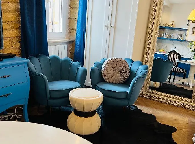 Daire La Dolce In The Center With Private Parking