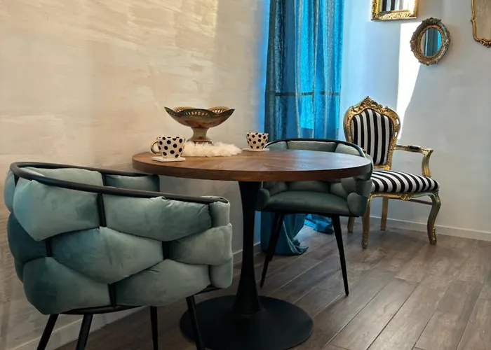 Daire La Dolce In The Center With Private Parking Pula